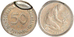 50 Pfennig 1950 G, Mit Eins. Teilprägung Einer Zweiten Münze. Entstanden Durch Nicht Kompletten Auswurf Der Vorherigen P - Otros & Sin Clasificación