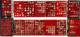 Posten Deutschland Und Alle Welt In 4 Münzkoffern. Von Alt Bis Neu. Einiges Silber Gesichtet, U.a. Viel Südamerika (beso - Autres & Non Classés