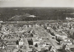 CPSM Morcenx  La Place Et Vue Générale - Morcenx