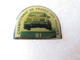 PIN'S    CHAMPIONNAT DE FRANCE  DES   RALLYES  1991 FORD SIERRA COSWORTH - Ford