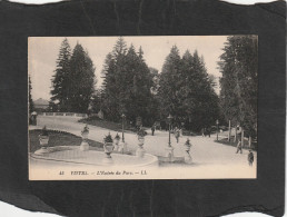 127898            Francia,    Vittel,  L"Entree   Du  Parc,     NV(scritta) - Vittel