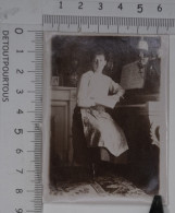 Photo Photographie : Jeune Femme Au Piano Jouant Du Piano Woman Playing Piano C.1920 - Objetos