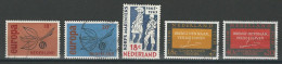 Niederlande NVPH 847-48, 855-57 , Mi 848-49, 855-57 O - Oblitérés