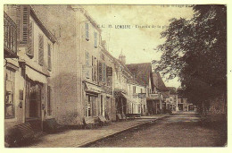 64 - B56361CPA - LEMBEYE - Un Coin De La Place - Assez Bon état - PYRENEES-ATLANTIQUES - Lembeye