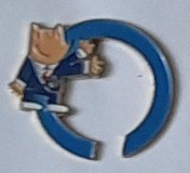 Pin's  Contour  Bleu  Sport, COBI  MASCOTTE JEUX  OLYMPIQUES  BARCELONE 1992  Avec  Caméra   Verso  1988  COOB  92 - Jeux Olympiques