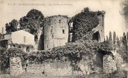 D33  BLANQUEFORT  Les Ruines Du Chateau  ..... - Blanquefort