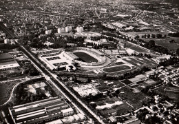 CPSM - MARSEILLE - Vue Aérienne Stade Municipal Et Avenue Du Prado ... Edition G.Gandini - Stadi