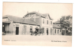 55 Meuse _ Verdun - La Gare _ ( Voiture Des Voyageurs) - Verdun