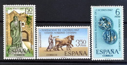 España 1967 Edifil 1827/9 Sellos ** Fundacion De Caceres Arco De Cristo, Labrador Con Bueyes Y Denario Michel 1720/2 - Nuovi
