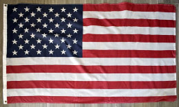 Bandera De Estados Unidos Con Ojales - Autres & Non Classés