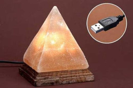 Lampara De Sal Piramide Con USB Para Ordenador - Other & Unclassified