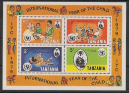 TANZANIA - 1979 - N°Mi. Bloc 18 (123) - Année De L'enfant - Neuf Luxe ** / MNH / Postfrisch - Tanzania (1964-...)