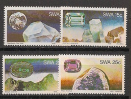 SWA / South West Africa - 1979 -  N°YT. 419 à 422 - Pierres Précieuses - Neuf Luxe ** / MNH / Postfrisch - Namibie (1990- ...)