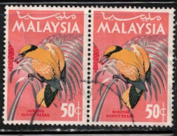 MALAYSIA Scott # 22 Used Pair - Bird - Malaysia (1964-...)