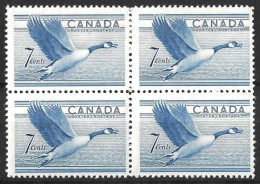 CANADA...KING GEORGE VI..(1936-52..).....GOOSE.......7c X BLOCK OF 4.......2 X MNH ....2 X MH........ - Blokken & Velletjes