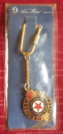 FK PARTIZAN BEOGRAD KEYCHAIN, KEY- RING - Uniformes Recordatorios & Misc