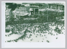 Repro Photo (14) Xèmes Jeux Olympiques D'Hiver De GRENOBLE 1968 Olympic Games Grenoble CHAMROUSSE Les Spectateurs à * - Other & Unclassified