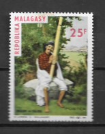 1965 - N° 404**MNH - Instrument De Musique - Madagascar (1960-...)