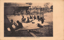 Zambia - Barotseland - Girls From The Boarding School Sewing - Publ. Société Des Missions Evangéliques  - Zambie