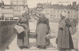 Cpa Type Du Centre Les Potins Du Village - Centre-Val De Loire