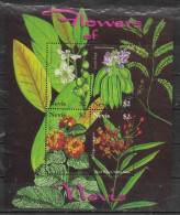 NEVIS  Feuillet  N° 1947/50    * *  ( Cote 8e )  Fleurs - Altri & Non Classificati