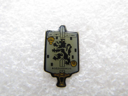 PIN'S     MILITARIA   34 ème  G R P T - Militaria