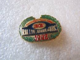 PIN'S   RALLYE  JEANNE D'ARC  1992 - Rally