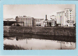 CPSM- 59 COUDEKERQUE BRANCHE - USINE LESIEUR - CANAL DE BOURBOURG / VUE PANORAMIQUE- TOP N° 68 - Coudekerque Branche