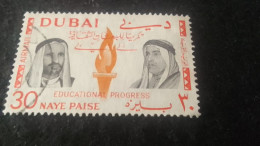DUBAI- 1960-80-   30    NP  DAMGALI - Dubai