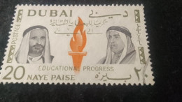 DUBAI- 1960-80-   20    NP  DAMGALI - Dubai