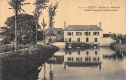 CPA  62 ARQUES MAISON DU PONTONNIER GRAND VANNAGE DE L'ECLUSE CARRE - Arques