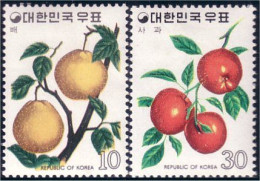 550 Korea Poires Pommes Pears Apples MNH ** Neuf SC (KOS-17) - Frutta