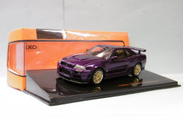 Ixo - NISSAN SKYLINE GT-R R34 Tuning 2002 Violet Métallisé Réf. CLC526N NBO Neuf 1/43 - Ixo