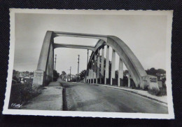 94 - SUCY-EN-BRIE - SEINE-ET-OISE - PONT DE CHEMIN DE FER - Sucy En Brie