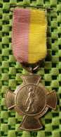 Medaille -  Prins Bernhard Leerdam - Gr. Prijs 1945  .  -  Original Foto  !!  Medallion  Dutch - Adel