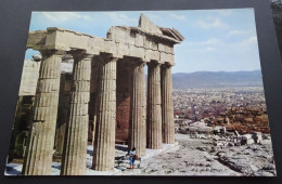 Athens - Des Propylées, Une Vue De La Ville - # T-876 - Griechenland