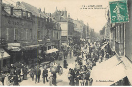 MONTLUCON - La Rue De La République - Marché - 29 - Montlucon