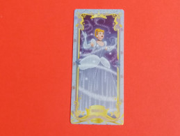 1 Trading Card Officielle 56 X 128 Mm Neuve Sortie Des Booster Carte Disney Princesse Sr N° 18 Cendrillon - Disney