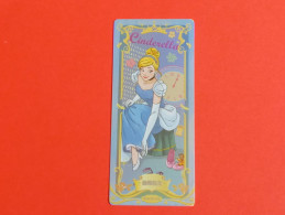 1 Trading Card Officielle 56 X 128 Mm Neuve Sortie Des Booster Carte Disney Princesse Sr N° 38 Cendrillon - Disney