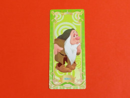 1 Trading Card Officielle 56 X 128 Mm Neuve Sortie Des Booster Carte Disney Princesse R N° 58 Blanche Neige Dormeur - Disney