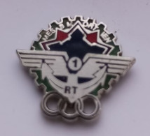 P01 Pin's Armée  1e RT Régiment Militaire ??  Achat Immédiat - Militaria