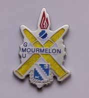 P02 Pin's Armée Militaire GMU Mourmelon-le-Grand  Marne (Groupement Munitions)   Achat Immédiat - Militaria