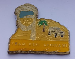 P59 Pin's Rallye Thierry Sabine Organisation Paris Dakar Team Défi Africa 91 Palmier Achat Immédiat - Rally