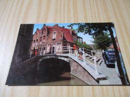 CPSM Delft (Pays-Bas).Kerkstraat Met " Huisje " - Carte Animée. - Delft