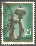 XW01-3173 Yougoslavie Victims Monument Kragujevac - Used Stamps