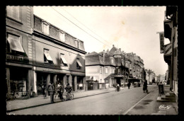 57 - HAGONDANGE - RUE DE LA GARE - MAGASIN J. BAULER - Hagondange