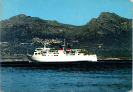 17-3-2024 (3 Y 16) France - Ferry " Le Corse" In Front Of Lunio Village - Ferries
