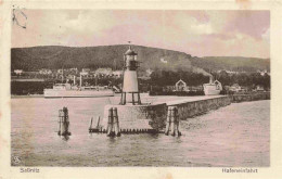 73964733 Sassnitz_Ostseebad_Ruegen Hafeneinfahrt Leuchtturm - Sassnitz