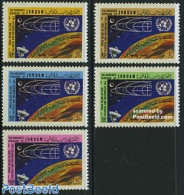 Jordan 1982 UNISPACE 5v, Mint NH, Transport - Space Exploration - Jordania