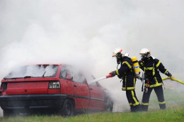 Bretenoux - Véhicule - Métier Pompiers 8816 Et 18 (2CP) - Bretenoux